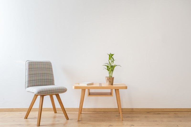 comfy-chair-next-to-table-PCMJB8R.jpg comfy-chair-next-to-table-PCMJB8R.jpg